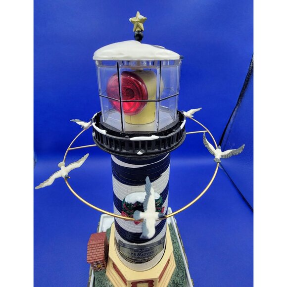 Vintage Mr. Christmas Holiday Cape Hatteras Animated Lighted Sound Lighthouse - Picture 12 of 17
